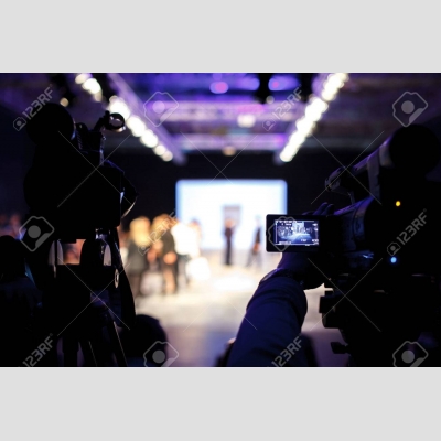 40350016-fashion-show